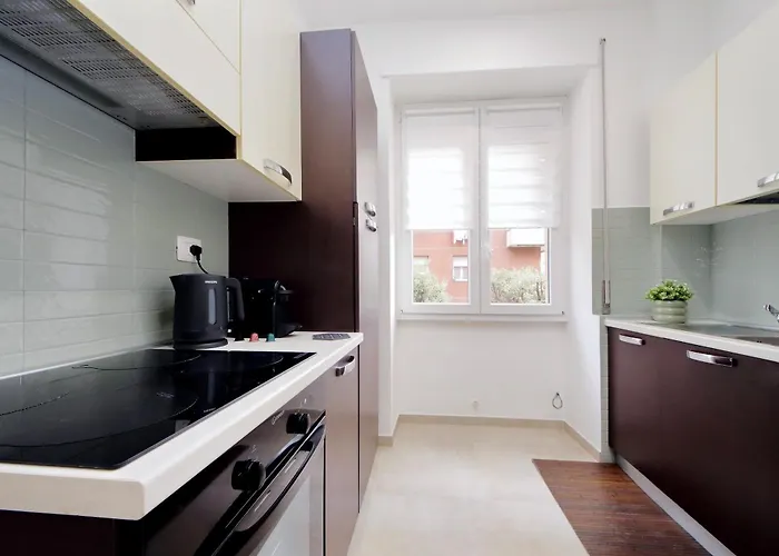 Nancy Bleisure By Domusdimore Apartment